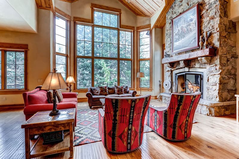 01_Village-Walk-59_great-room-1