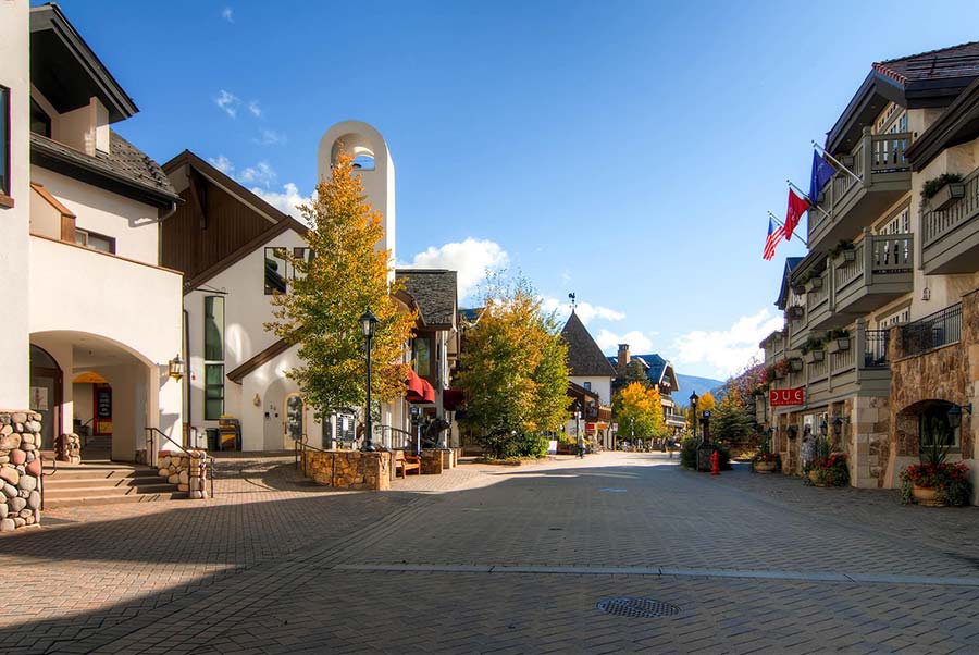 100-East-Meadow-Drive-Vail-CO-large-002-4-Exterior-Front-1495x1000-72dpi