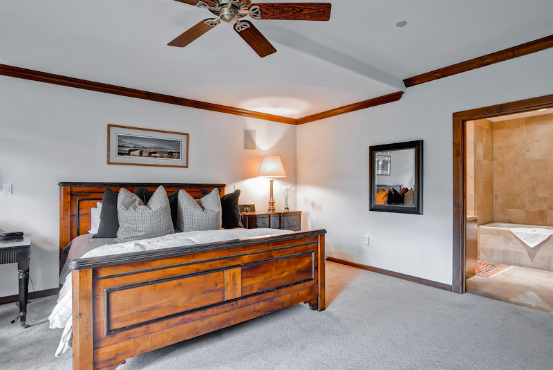 120529_EastWestResorts_15 SC511_HDReal_lo