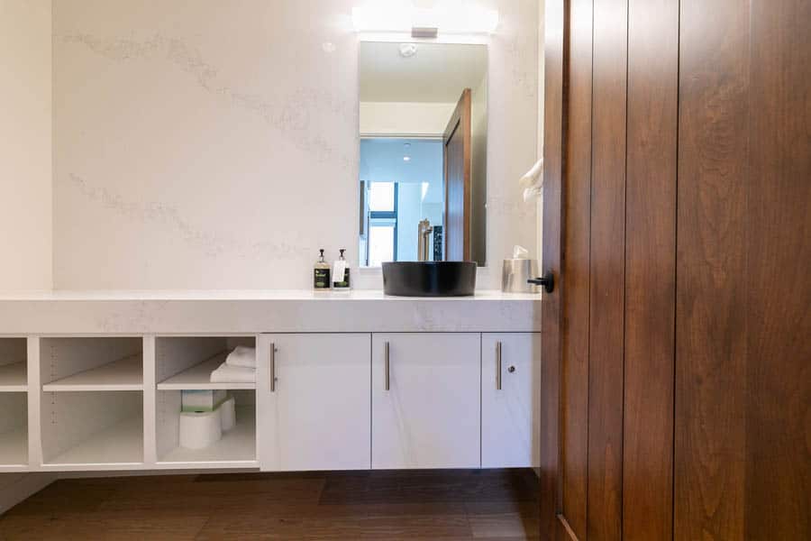 15136 Boulder Pl Truckee CA-print-020-020-Bathroom Two-3360x2240-300dpi_1