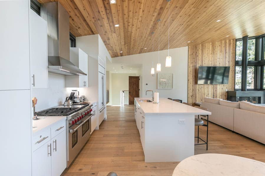 15136 Boulder Pl Truckee CA-print-032-032-Kitchen-3309x2209-300dpi_1