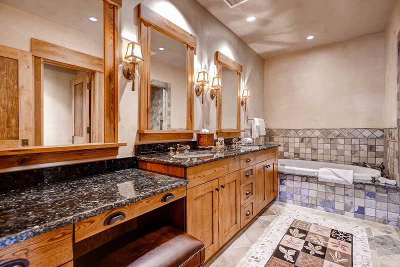 17-Village-Walk-59-Bath-A1