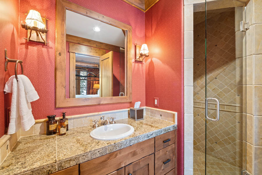 313-strawberry-2115_51765030827_o