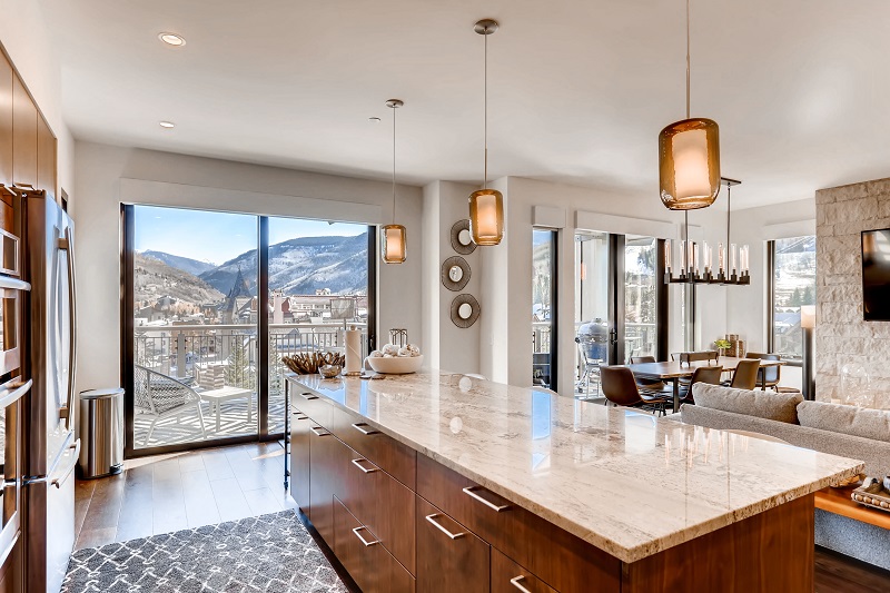 701 W Lionshead Circle Vail CO-print-002-2-Kitchen-3600x2400-300dpi