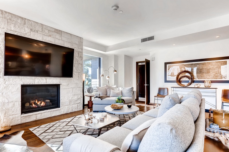 701 W Lionshead Circle Vail CO-print-005-5-Living Room-3600x2399-300dpi