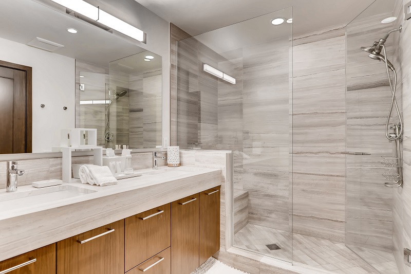 701 W Lionshead Circle Vail CO-print-014-6-Master Bathroom-3600x2400-300dpi