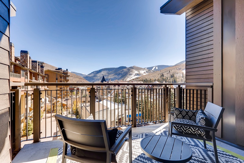 701 W Lionshead Circle Vail CO-print-023-20-Balcony-3600x2400-300dpi