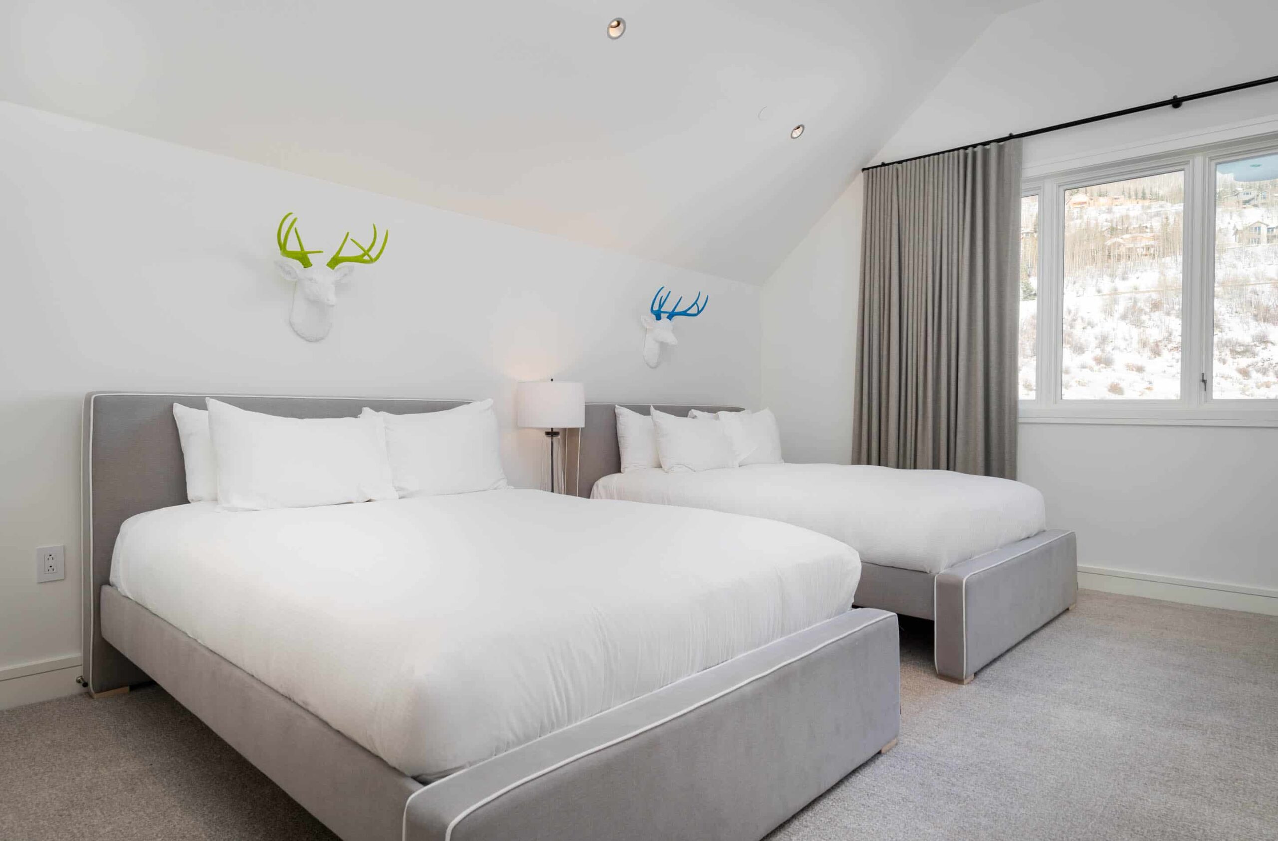 EWH_Solaris_PHFE-24_GuestBed4-Upstairs