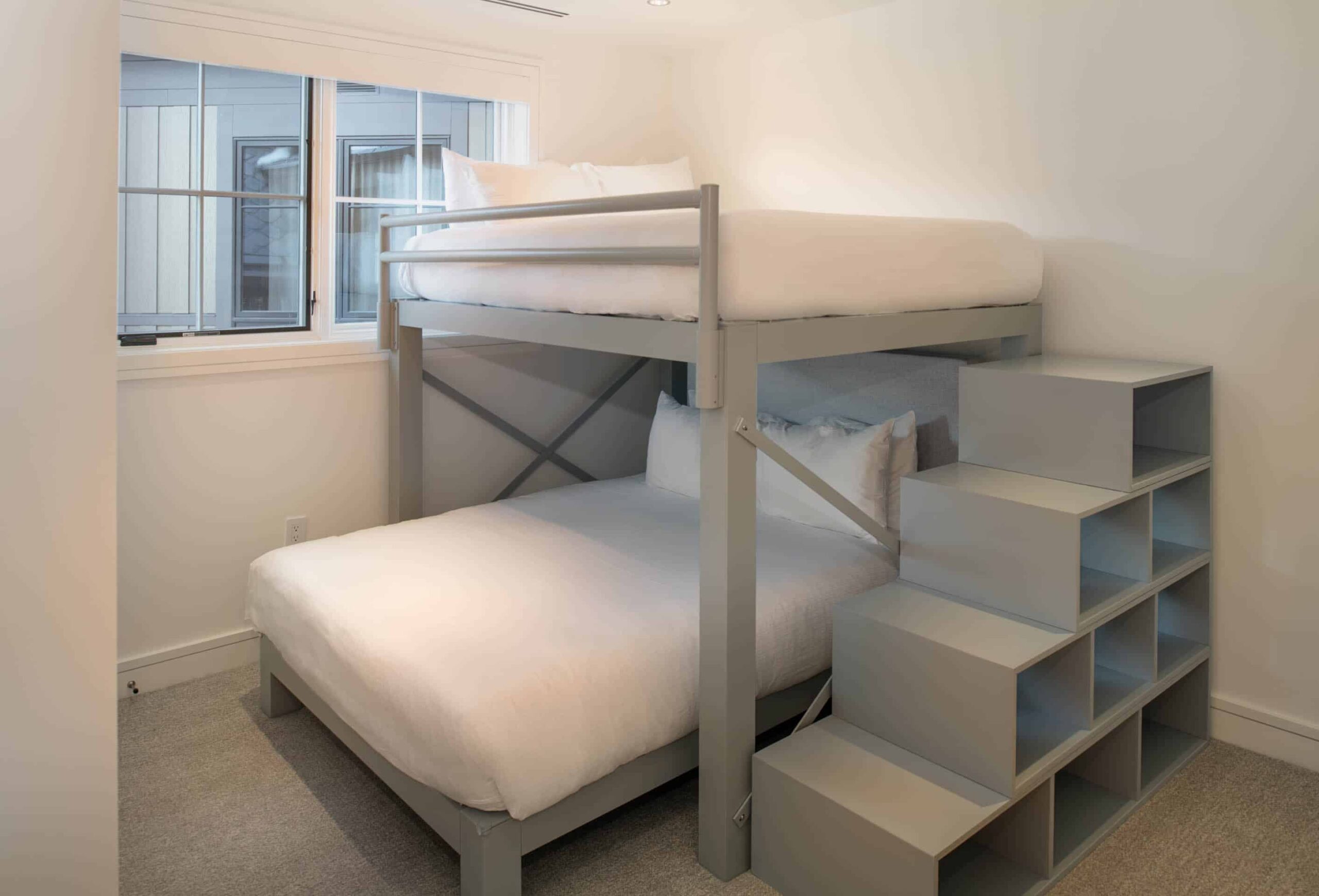 EWH_Solaris_PHFE-28_GuestBed5_EntryBunks