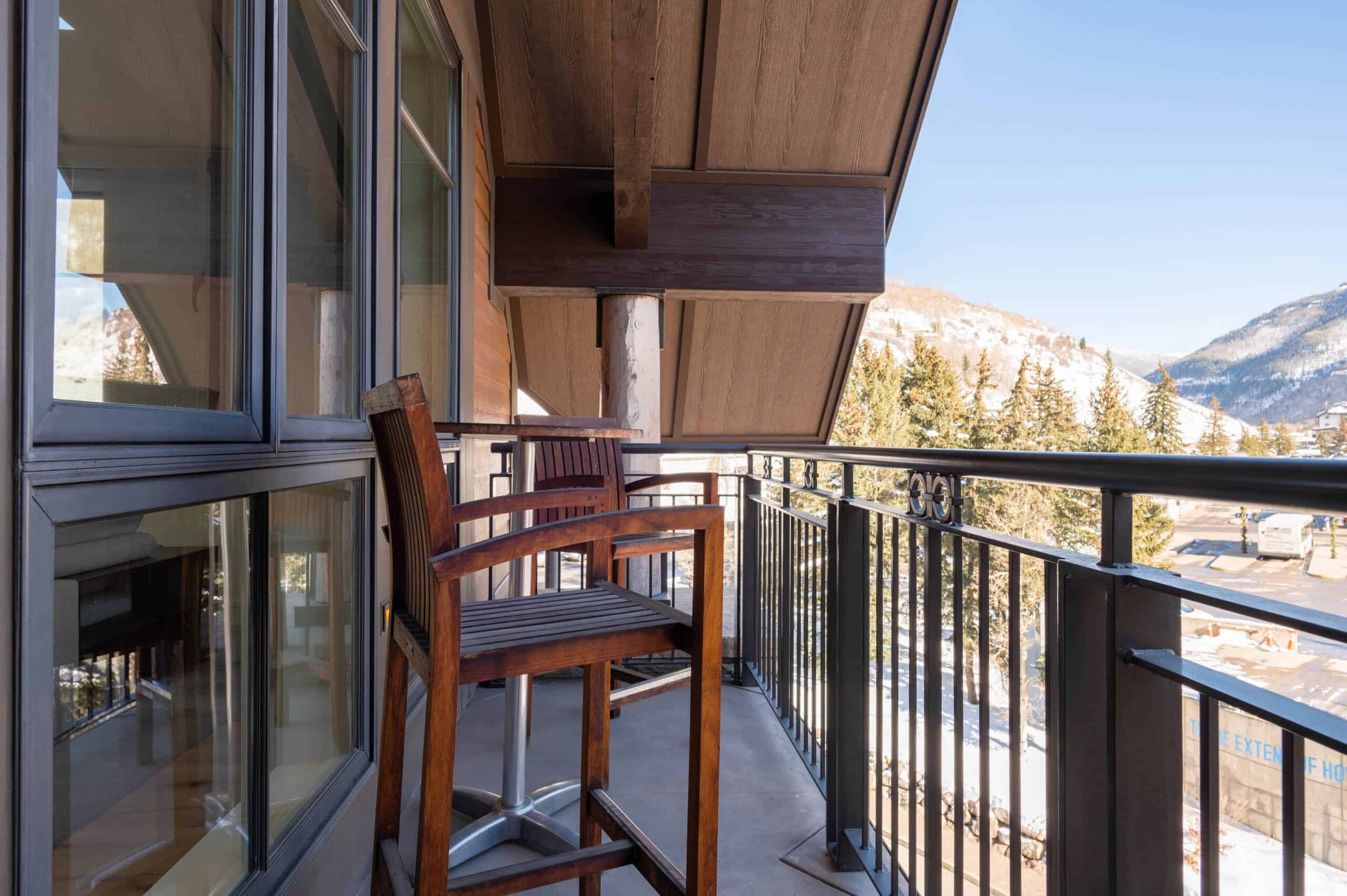 EWH_Solaris_PHFE-4_GreatRoomPatio2