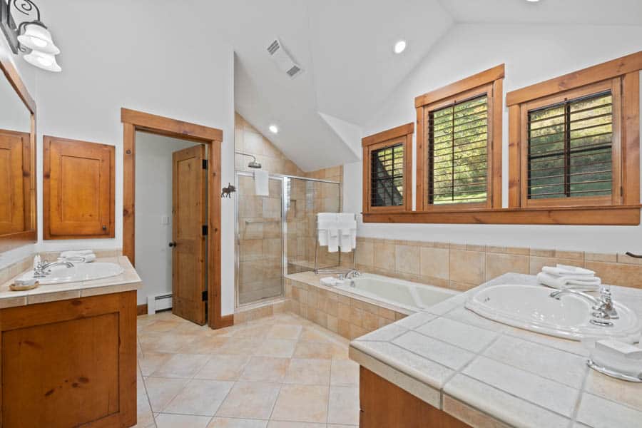 buckhorn-31-2978_52389368895_o