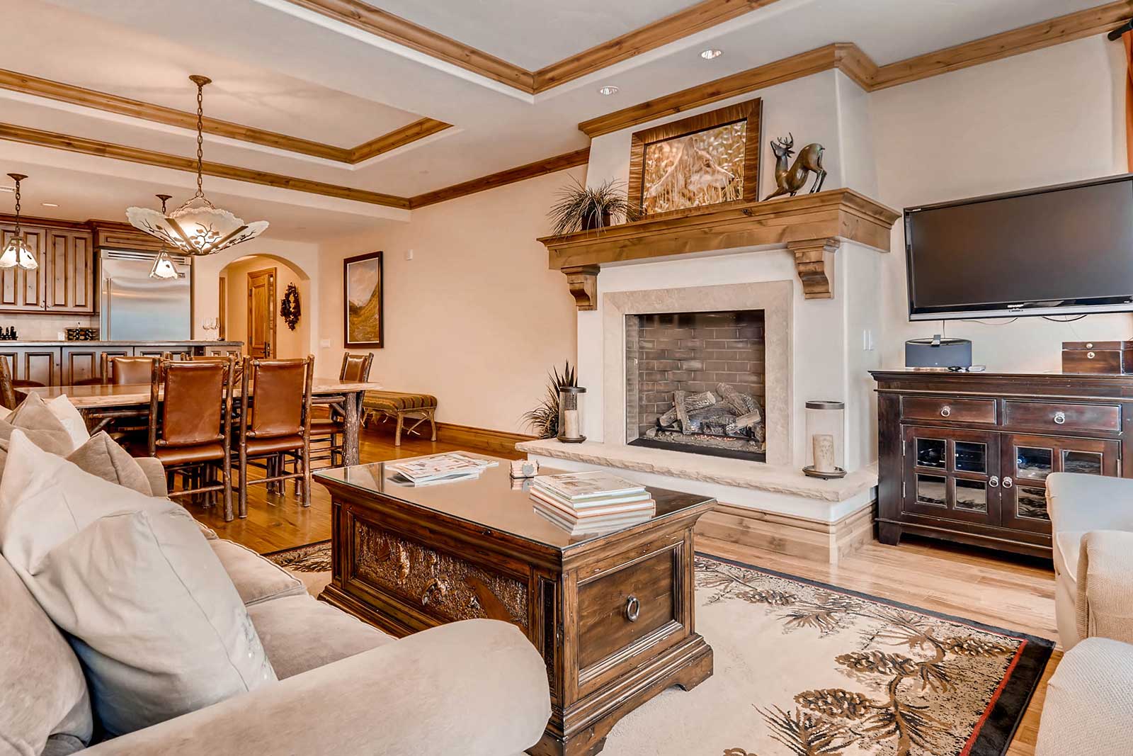 Vail Mountain Lodging Arrabelle Penthouse Living Room